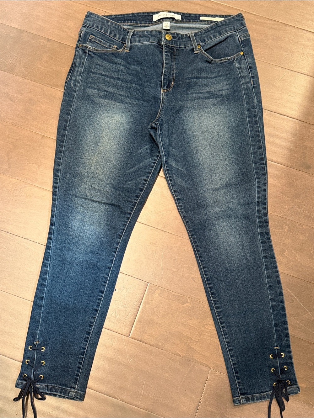 Vintage America Dark Blue Skinny Jeans with Lace-Up Ankles